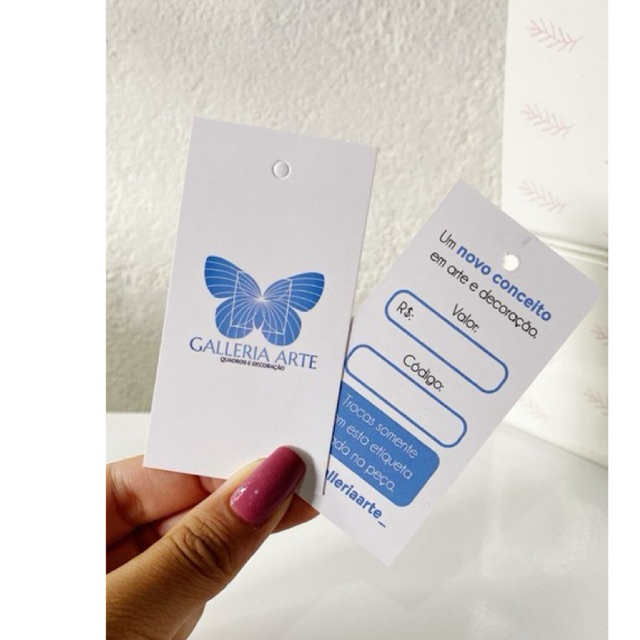 

HANGTAG( 100 PCS ) / KETEBALAN 260 GRAM /hangtag baju /hangtag murah /label nama /hangtag premium /stiker /Hangtag CUSTOM