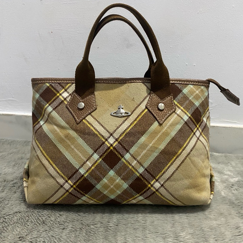 tas jinjing kotak brown dr vivienne westwood