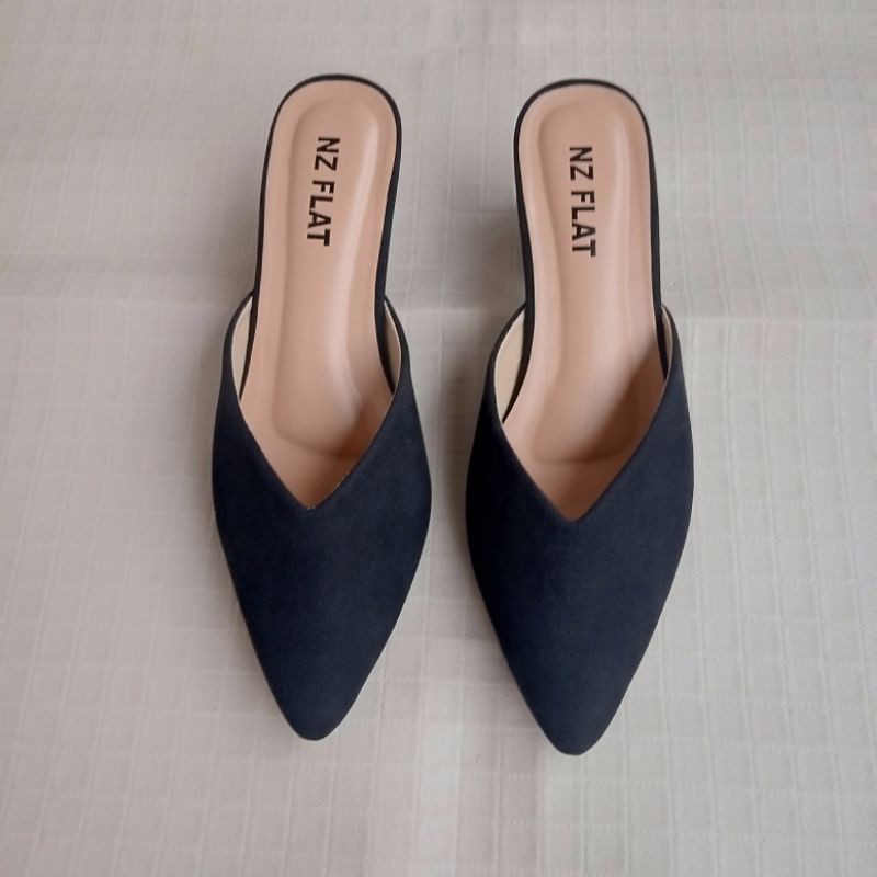 Sepatu heels wanita bludru 7cm size 42