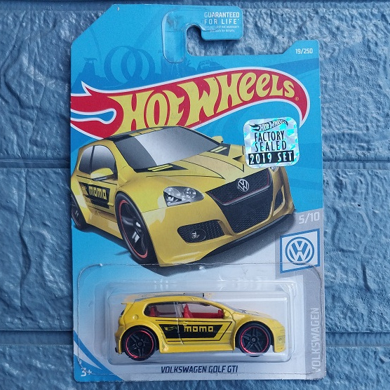 Hot Wheels Volkswagen Golf GTI