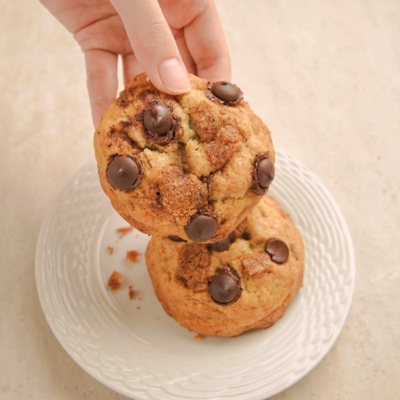 

banoffee soft baked kikokukis banana callebaut chocolate toffee cookie