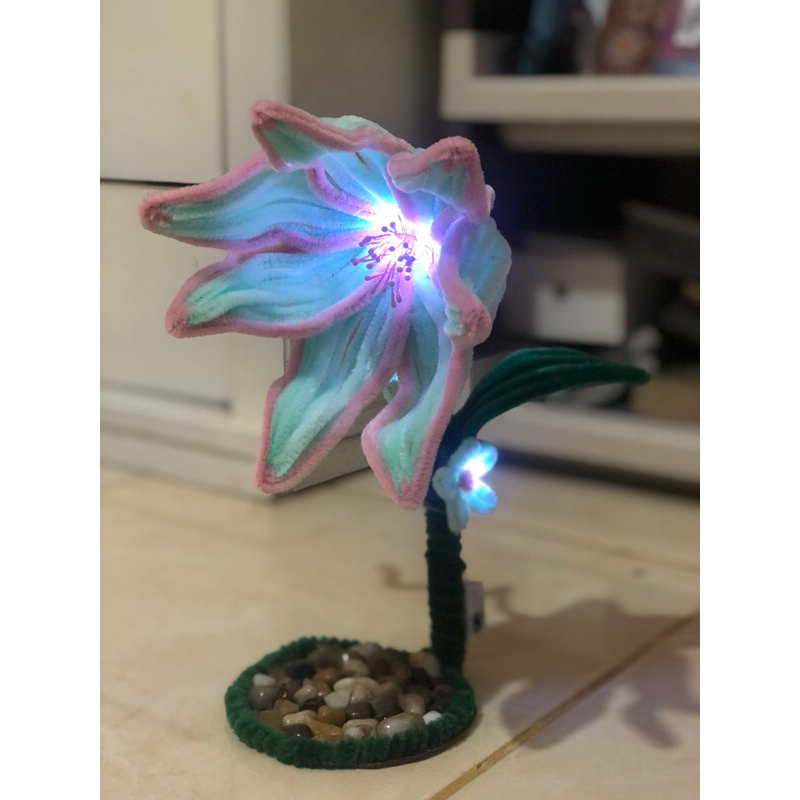 Bunga Lampu Tidur Kawat Bulu