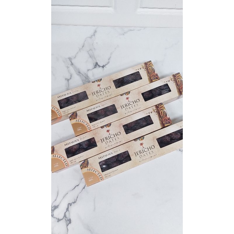 

Kurma Medjool Jericho Palestine