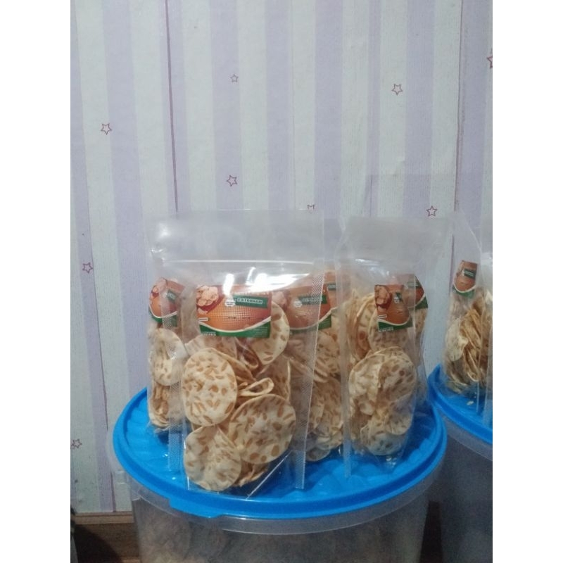 

keripik tempe sagu mahkota dua