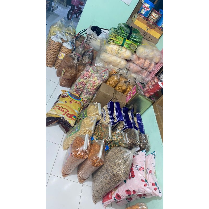 

Snack Viral jajan kerupuk seblak mix pedas gurih