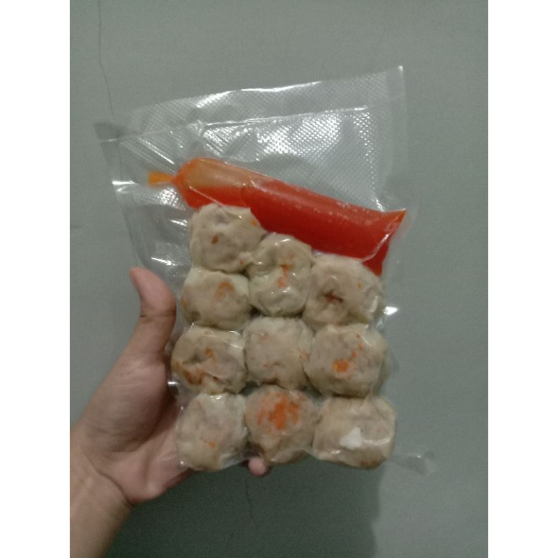 

Dimsum ayam Medium berat 30-40gr/pcs (Isi 10)