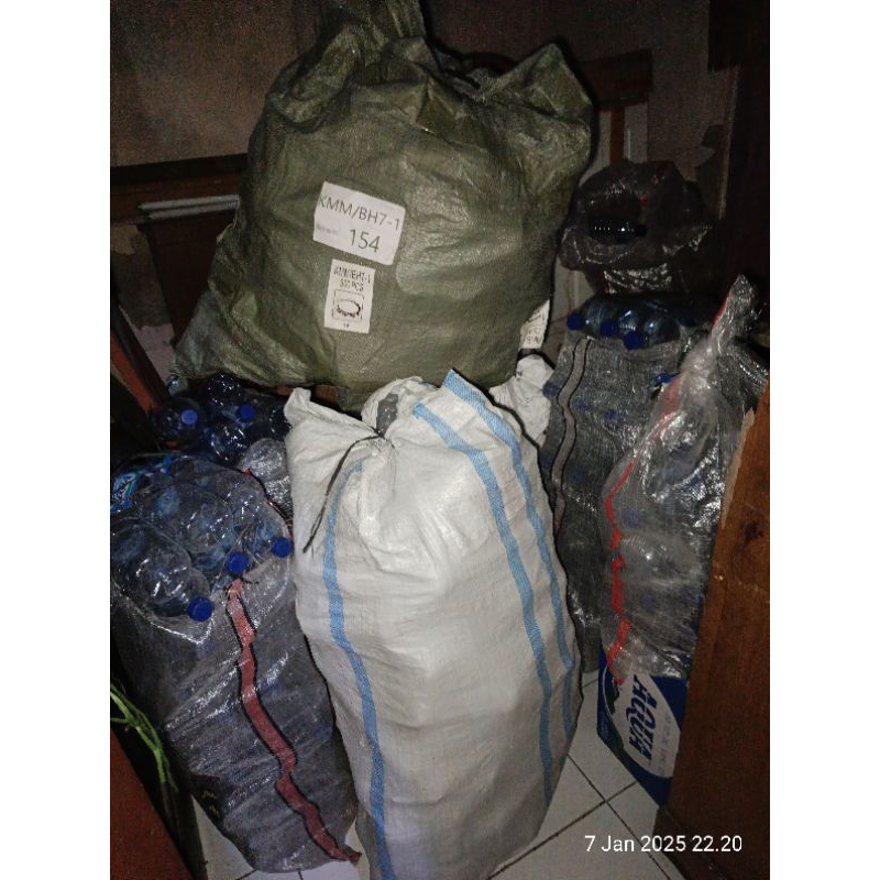 Botol aqua bekas uk 1.5liter(50pc)