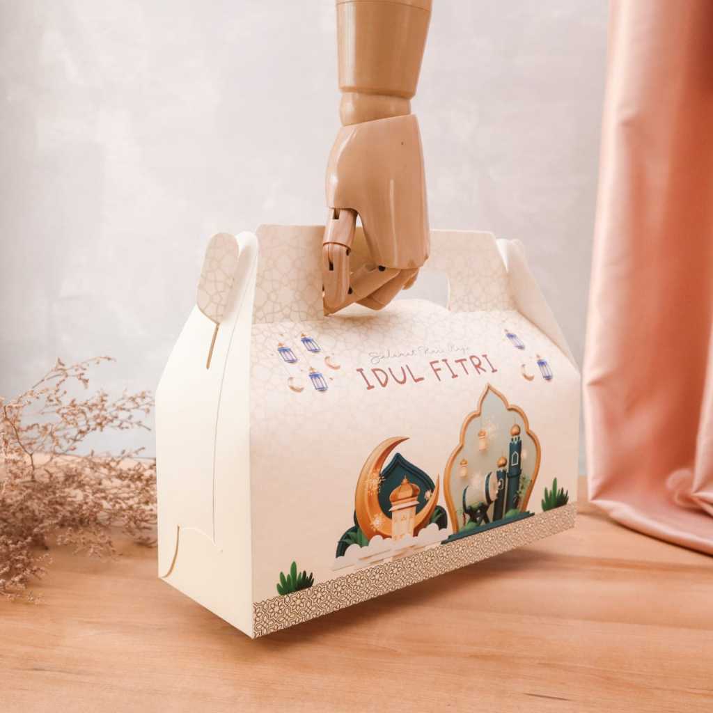 

[ ISI 10 PCS ] KOTAK HAMPERS IDUL FITRI MURAH / PAPER BAG LEBARAN 2025 / BOX HAMPERS SOUVENIR / GABLE BOX HAMPERS by. TOOKE