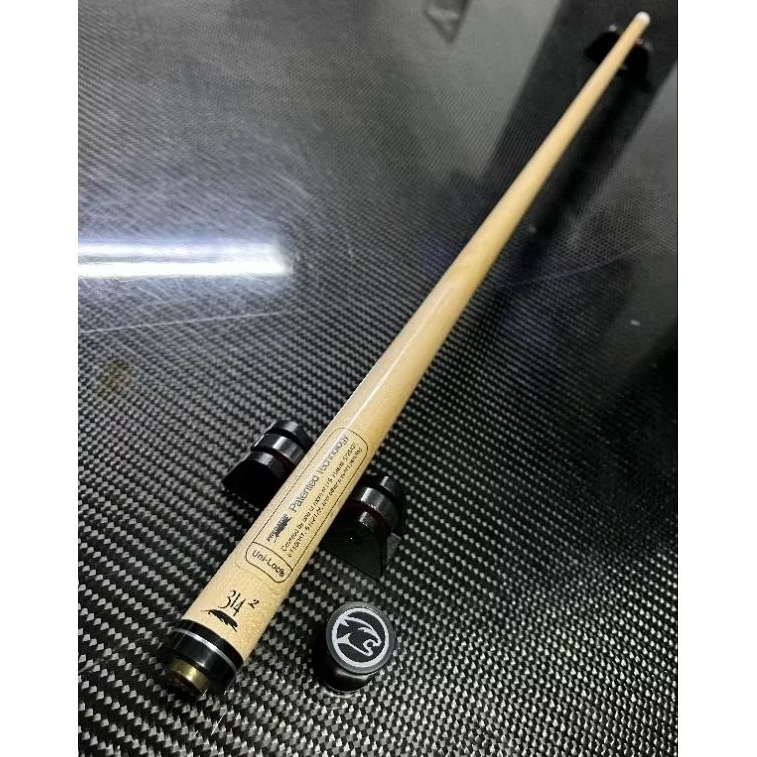 Shaft Predator 314-2 2nd generation, Like New Condition.