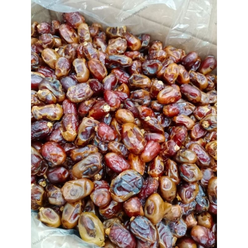

Kurma Khalas ready ukuran 1kg dan 500gr