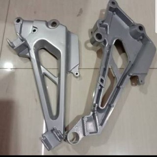 Dudukan Footstep/ Injakan Kaki Belakang TIGER BELAKANG