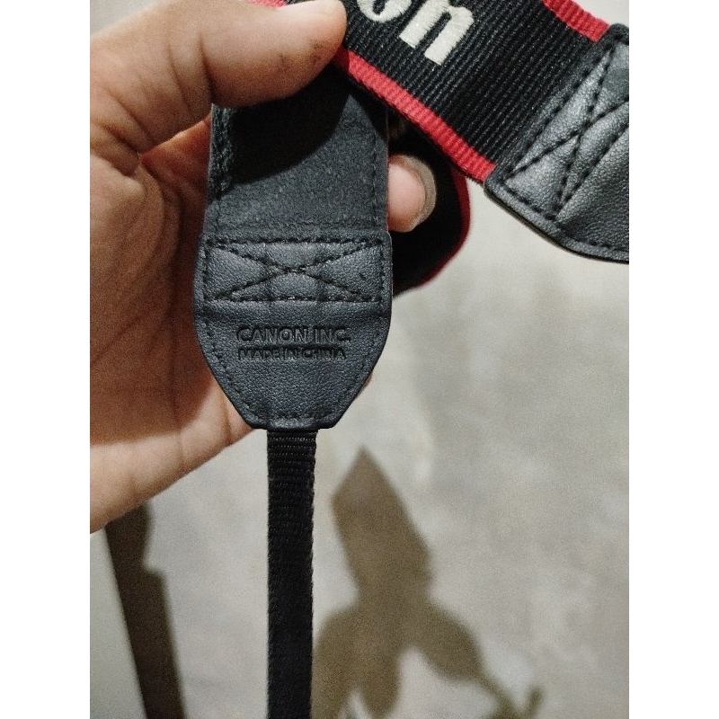 Strap kamera canon 70d ORI