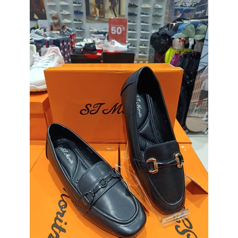 sepatu flat shoes St. moritz model terbaru