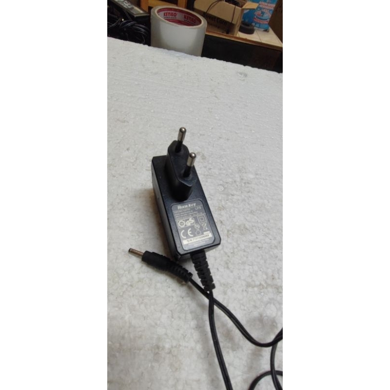 Adaptor HUNTKEY 12V 1,2A Jack mini 3,5mm