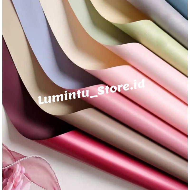 

10 Lembar Cellophane 2 Warna Part 3 Free Packing Korean Wrapping Flower Flower Wrapping Cellophane Bi Colour Doff Kertas Buket Flower Wrapping BiColour Cellophane Waterproof Kertas Buket Bunga