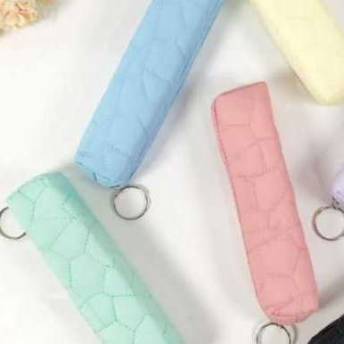 

TEMPAT PENSIL LONTONG MODEL PUFFY