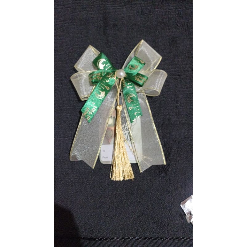

Pita satin Edisi lebaran