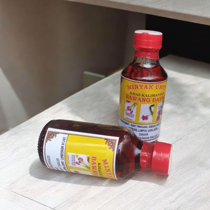 Minyak urut bawang Dayak asli kalimantan