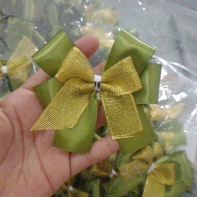 

aplikasi pita hampers lebaran pita satin kombinasi gold Glitter pita jadi pita kado pita tumpuk