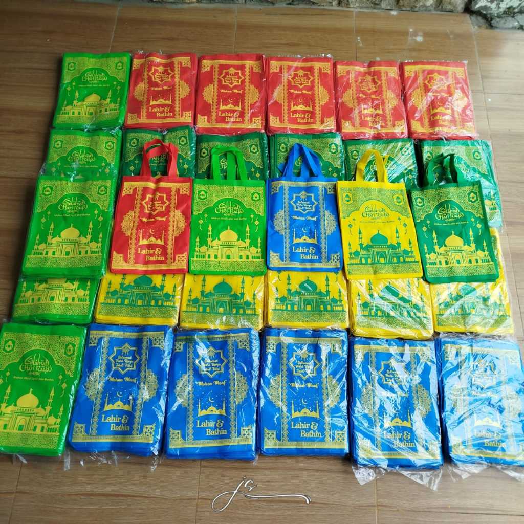

JAVA STORE | TAS JAHIT SPONBOUND 25*35*15 MUAT 15-20KG
