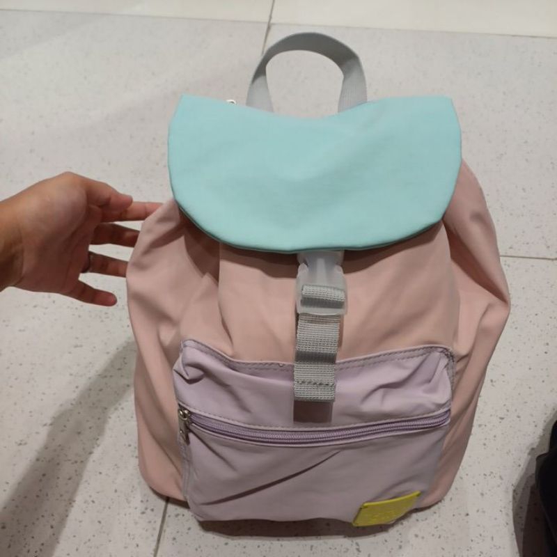 Tas Ransel Wanita ELLE 41699 Produk Terbaru Original Depstore Mall Tas Backpack Parasut Nilon Ringan