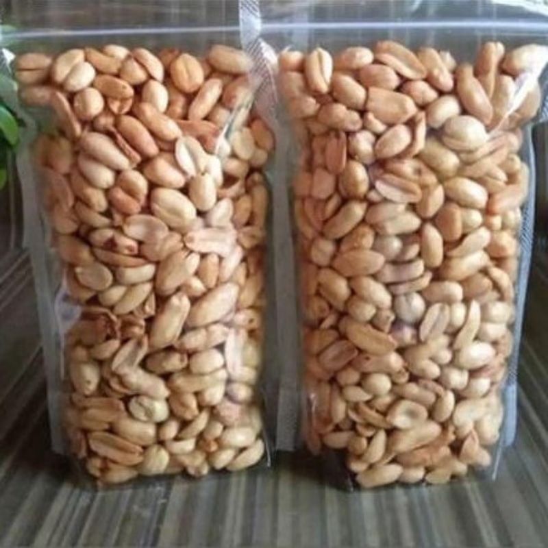 

KACANG GORENG BAWANG RENYAH ASIN GURIH BUAT CEMILAN LEBARAN DI RUMAH BARENG KELUARGA ISI 200 gram