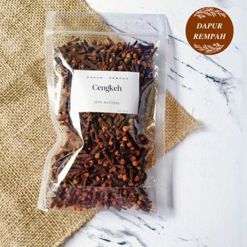 

Dapur Rempah Cengkeh Utuh Butir Kering Cloves