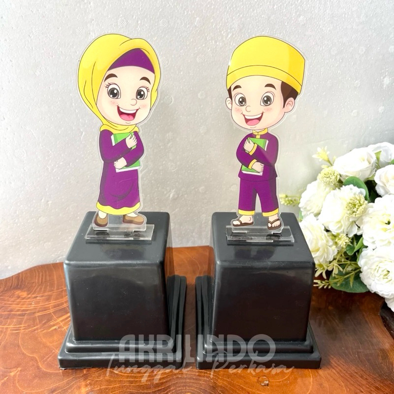 Piala Akrilik Anak Piala Wisuda- Piala ANAK Muslim - Plakat Akrilik Wisuda - Plakat Akrilik - Plakat