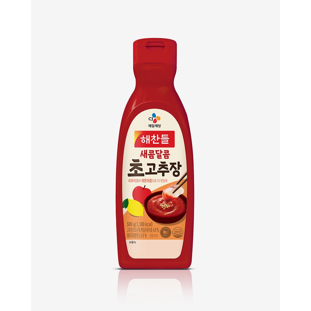 

CJ Haechandle Gochujang / Vinegar Hot Pepper Paste 300gr