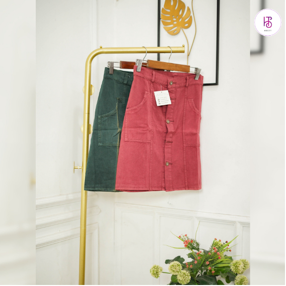 𝐇𝐄𝐒𝐓𝐘 Rok Jeans Pendek Wanita Belah Depan Rok Jeans Pendek Kancing Button Skirt Korean Style Jumbo W