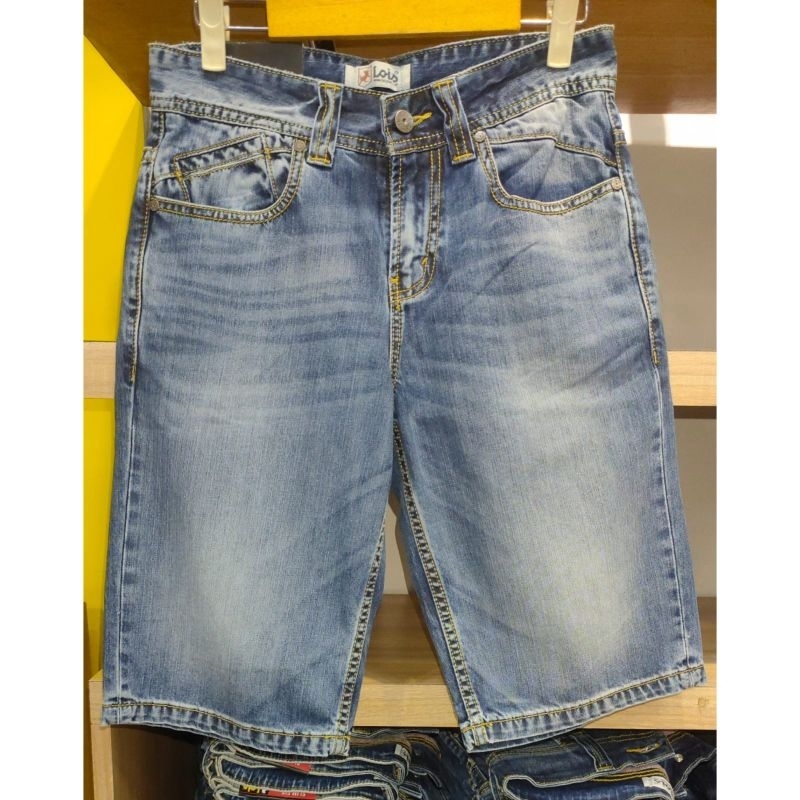 Celana pendek Lois CFD092D