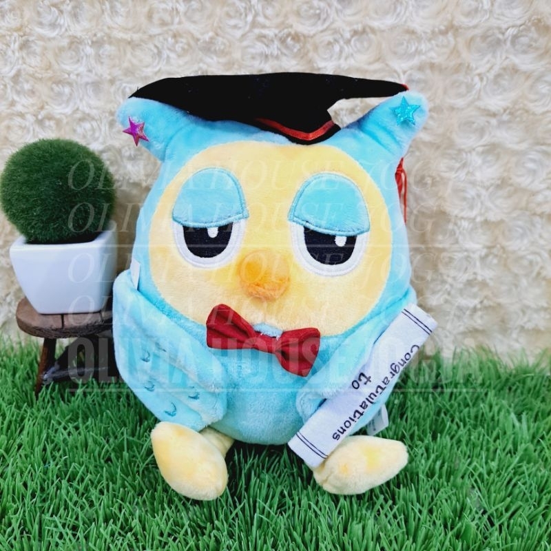 Boneka Burung Hantu Wisuda Boneka Wisuda Burung Hantu Pita Merah
