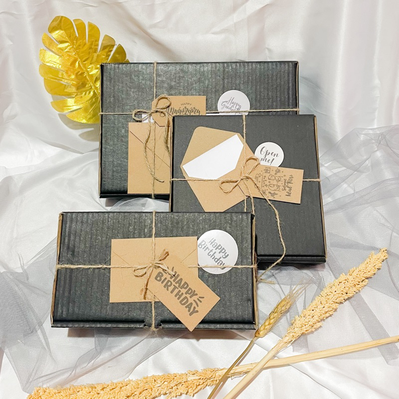 

Paket F Packaging Hampers Olshop | BOX HAMPERS | Gift Box | Hampers Box | Kotak Kado | Dus Kado