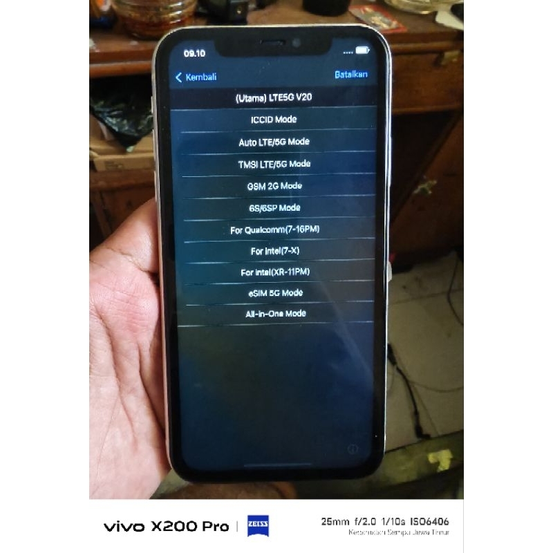 SIMSTIKER/RSIM IPHONE SIM LOCK.