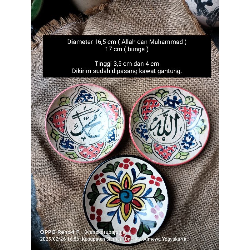 3 buah piring keramik lukis motif kaligrafi Allah Muhammad dan bunga untuk dekorasi hiasan dinding
