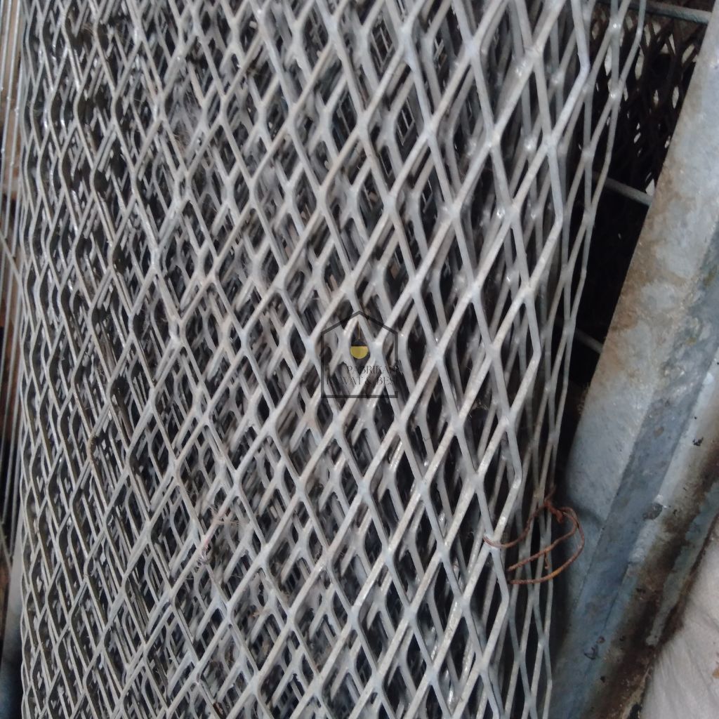 NEW Jaring Baja Expanded Metal Mesh Lubang Diamond Anyam Plat Besi Berkualitas Termurah Kawat