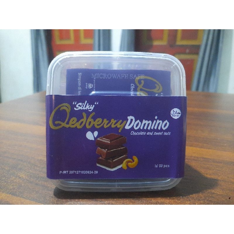 

coklat Qadberry, K4t-k4t, SuperQueen, D'Nutela,Milgo , Qiyu