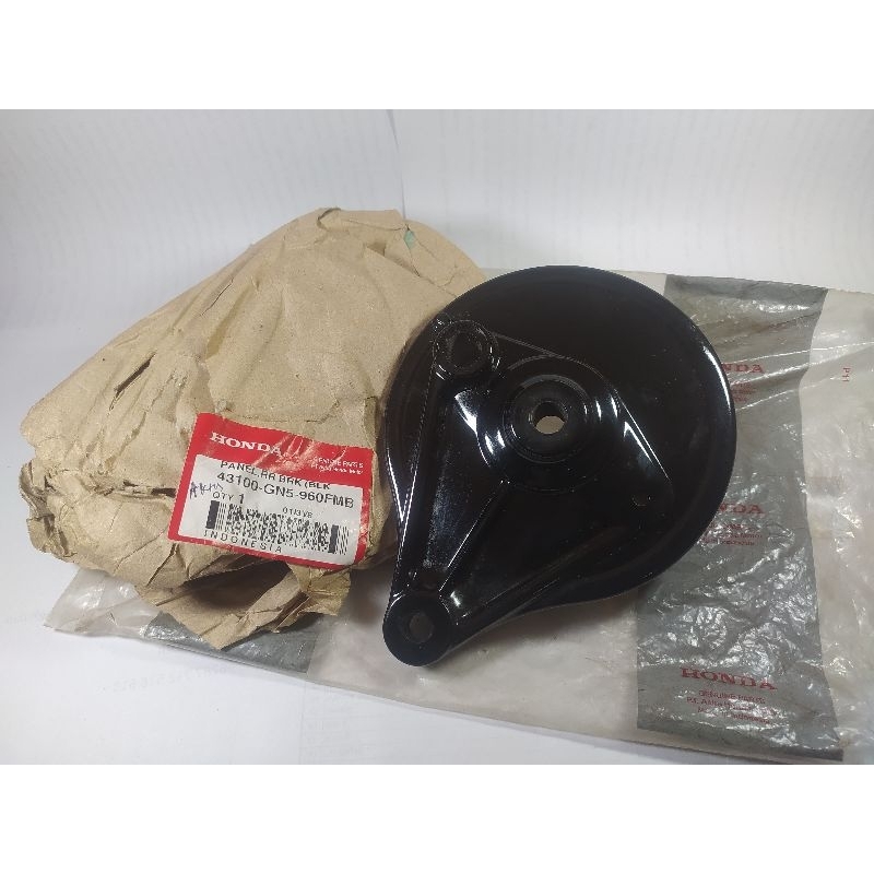 Tutup Tromol Belakang Honda PRIMA GRAND SUPRA Original Baru AHM 43100-GN5-960FMB