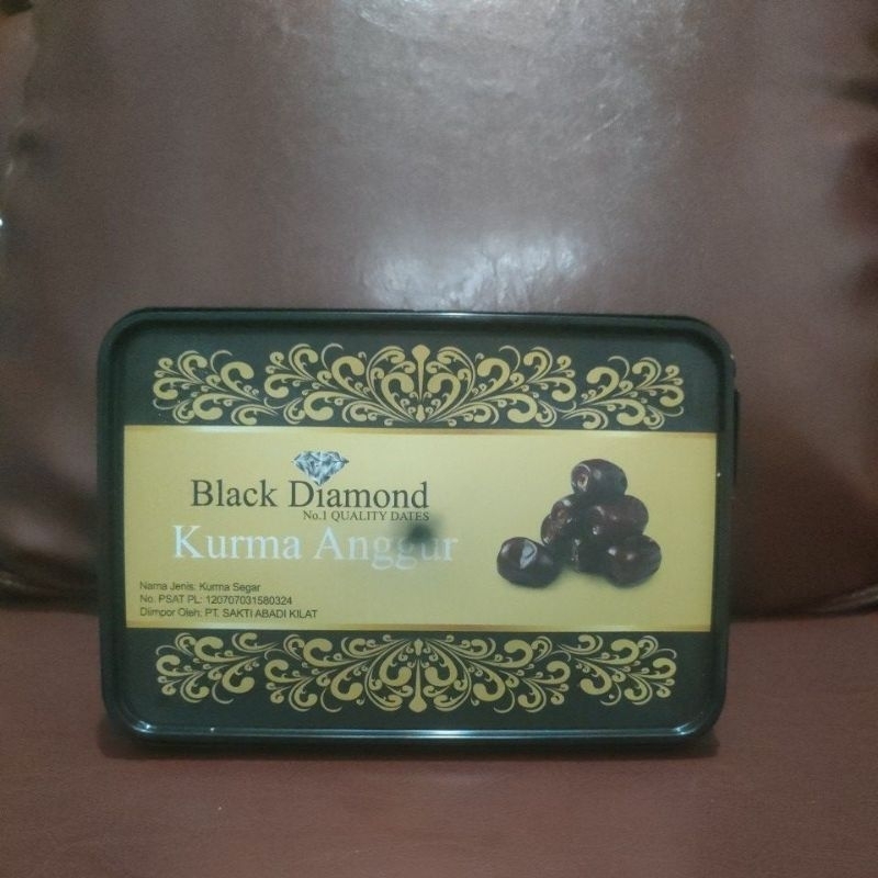 

Black Diamond (Kurma Anggur)