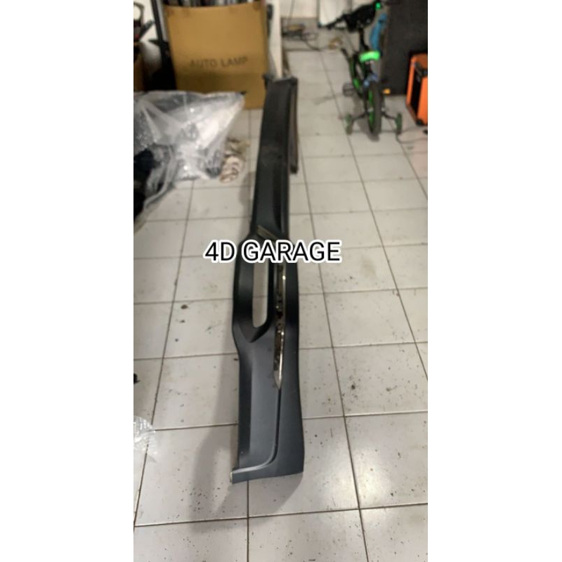 Bodykit Belakang Innova Venturer Facelift 2021-2022