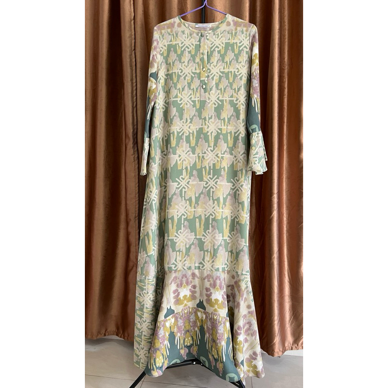 preloved dress RIA MIRANDA