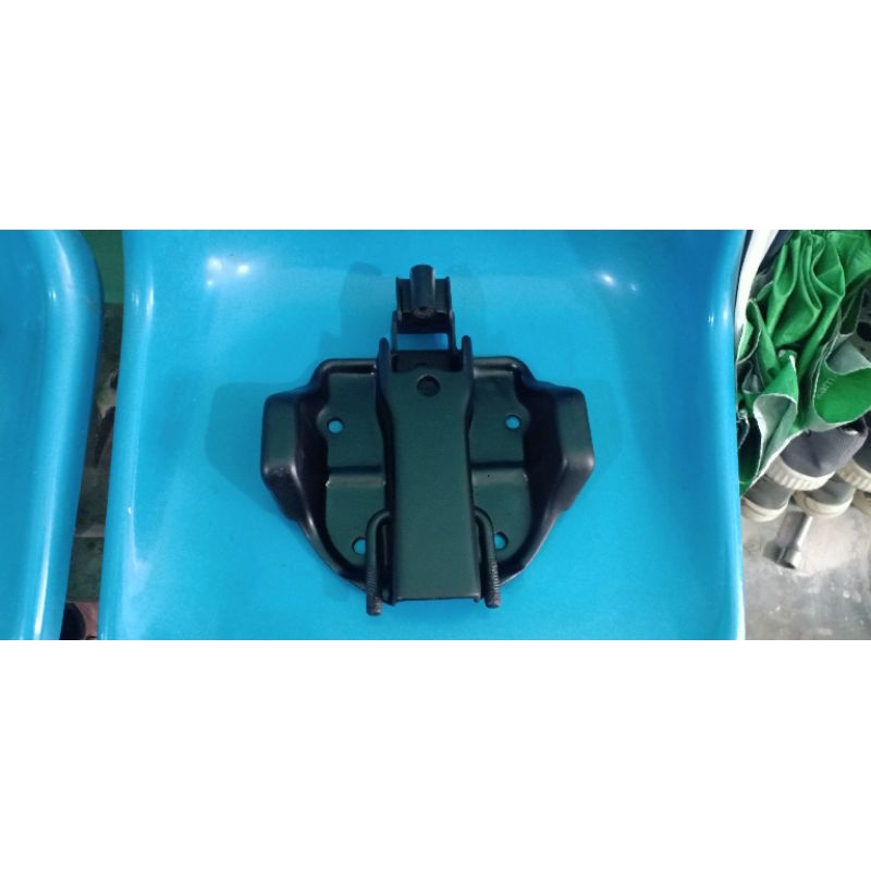 Tire hanger Jimny ja11 fiberglass