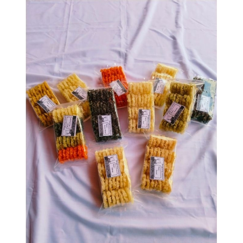 

REGGINANG HOME MADE BANYAK VARIAN
