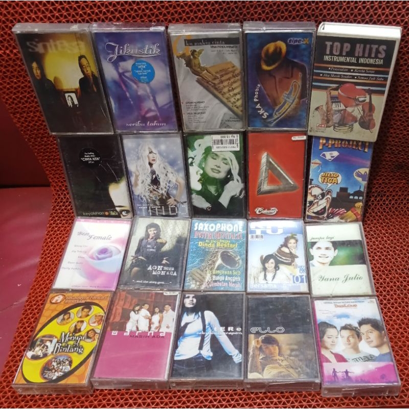 Kaset pita Campur campur bebas pilih judul. Kondisi pita Ok ..Cover Kaku dan dilengkapi buku lirik l