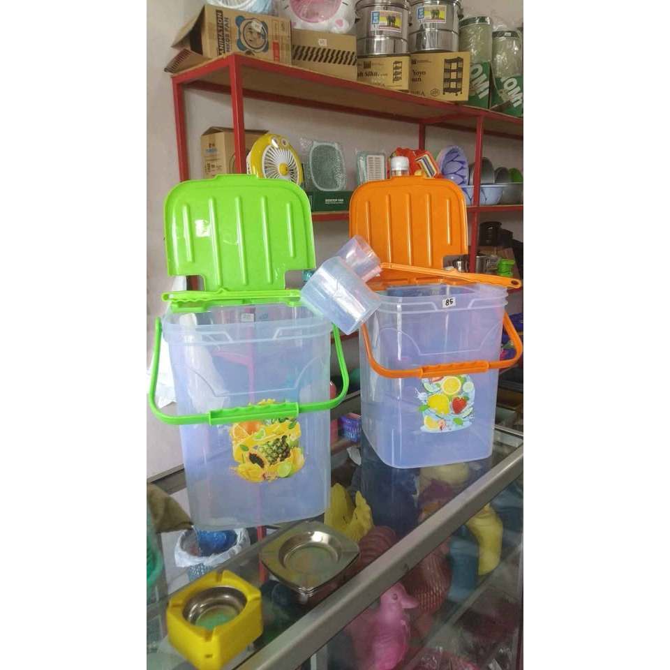 Ice box / Toples es 20L + Gayung - Kiara