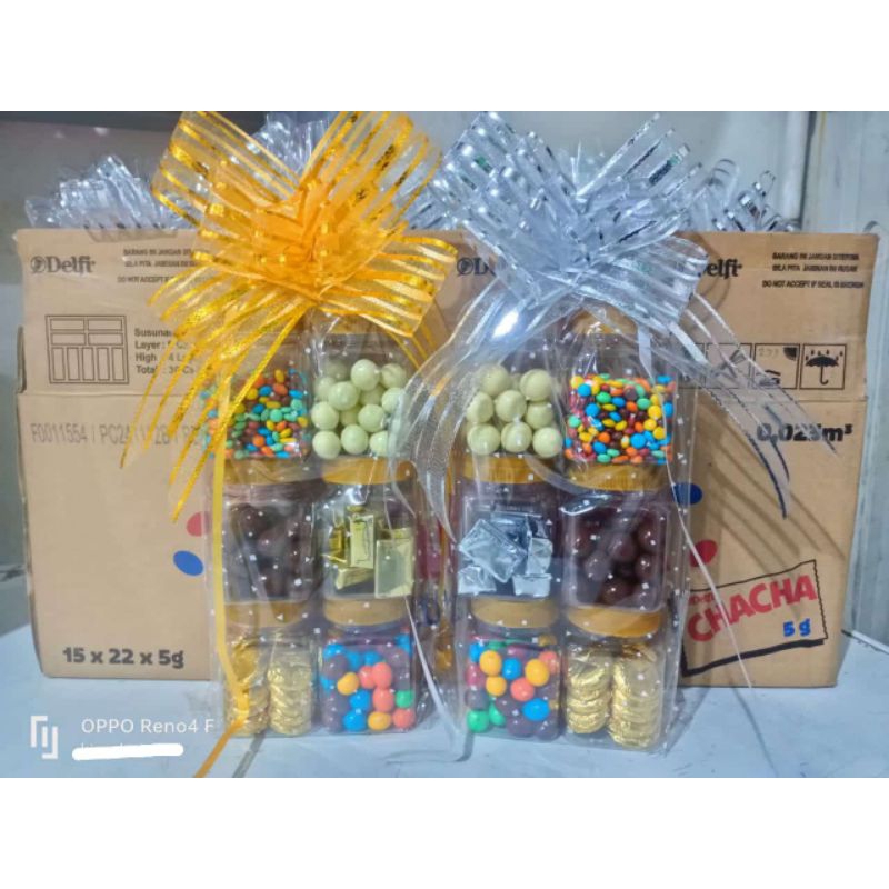 

Parcel/ Hampers Coklat Delfi