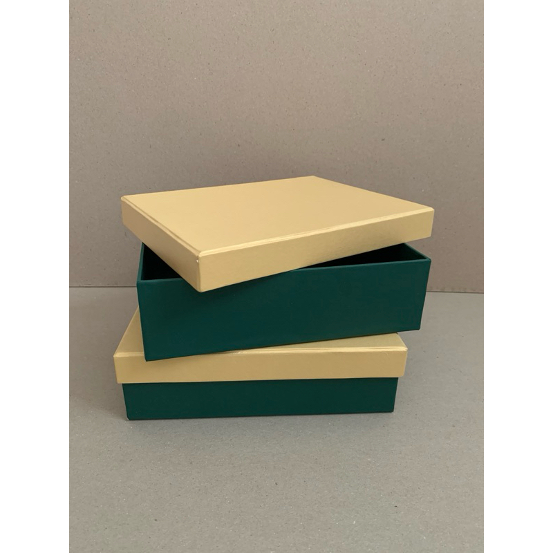 

Hardbox Ukuran P20xL20xT10 | Premium Fancy Paper