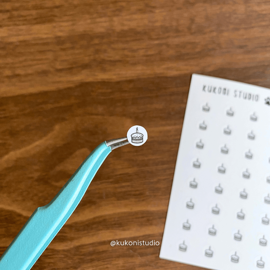 

Stiker Ikon Kue Ulang Tahun (Birthday Cake Icon Sticker) | Tiny Icon Sticker | Kukoni Studio