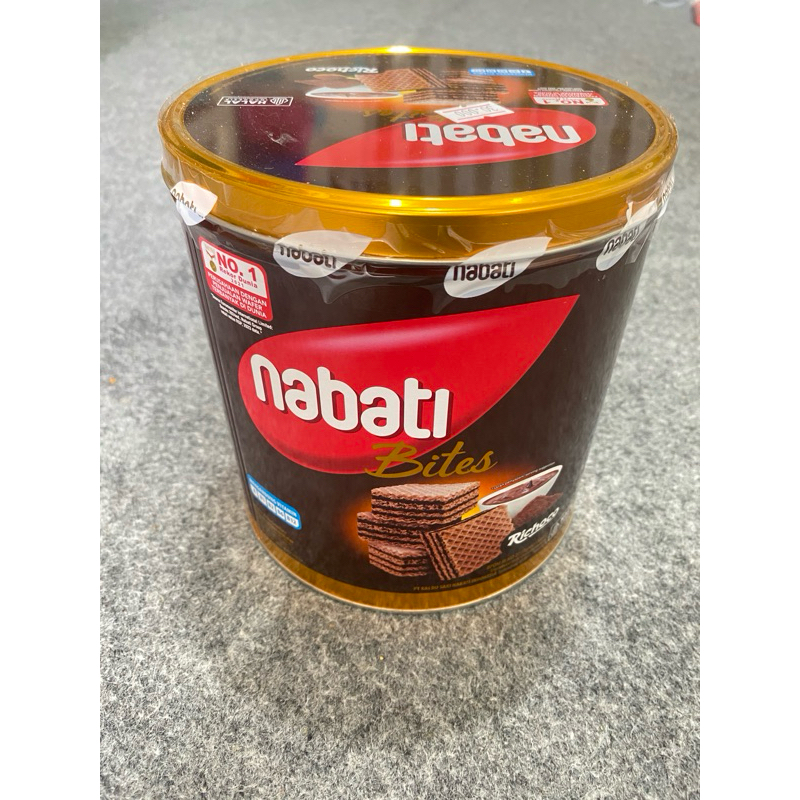 

nabati coklat wafer kaleng