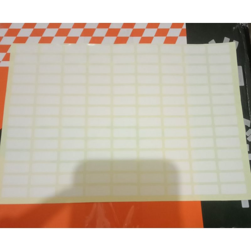 

1LEMBAR lABEL HARGA DLL / YOEKER SLEF ADHESIVE LABEL